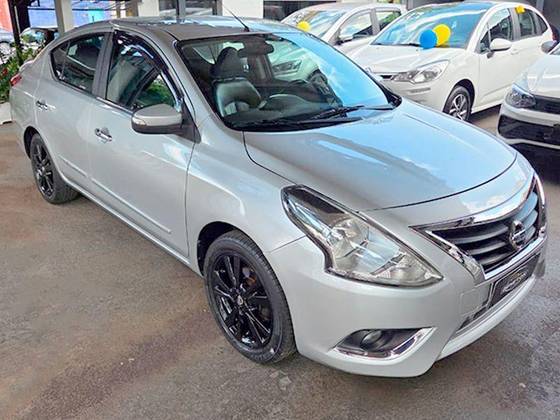 NISSAN VERSA 1.6 16V FLEXSTART UNIQUE 4P XTRONIC